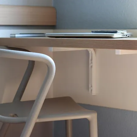 Ibis Budget La 19ème 2*