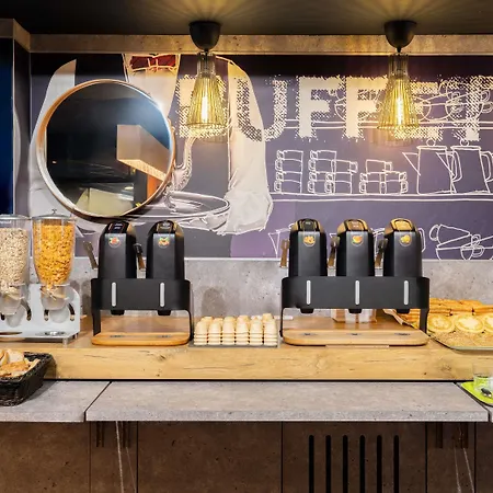Отель Ibis Budget La Villette 19eme 2*