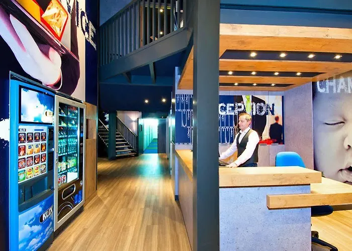 Hotel Ibis Budget La 19eme 2*