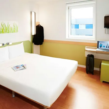 Ibis Budget La 19ème Hotel Paris